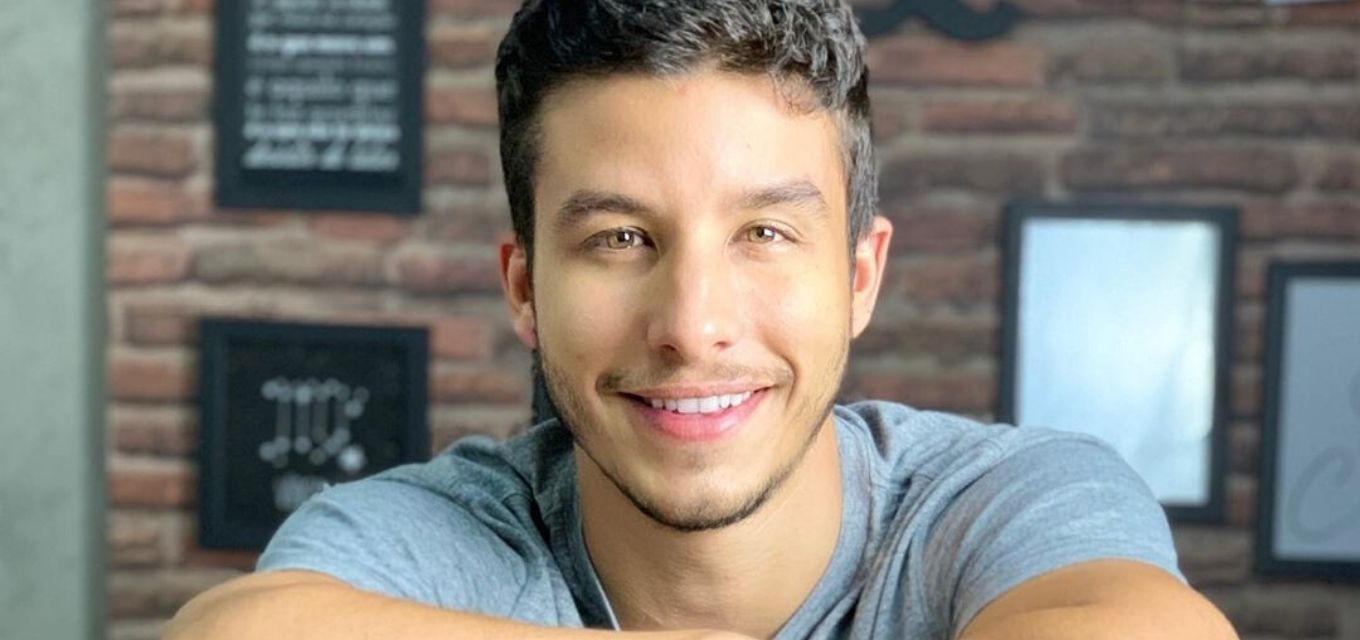 Ricky Tavares Ator denuncia criminoso que se passa por ele em app de paquera