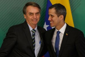 Troca de comando na Casa Branca e enfraquecimento da oposição liderada por Juan Guaidó têm aumentado o debate