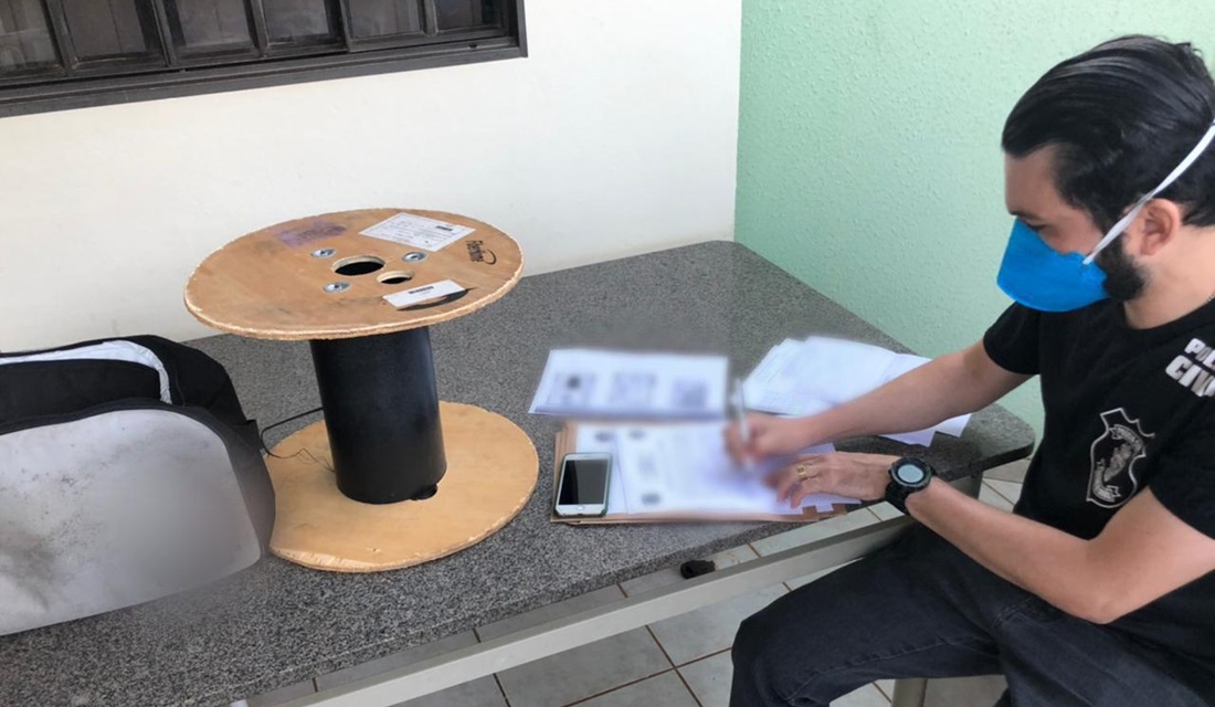 Polícia investiga suspeitos de fraudar compras de carretéis - golpes - trindade de fibra óptica em Goiânia