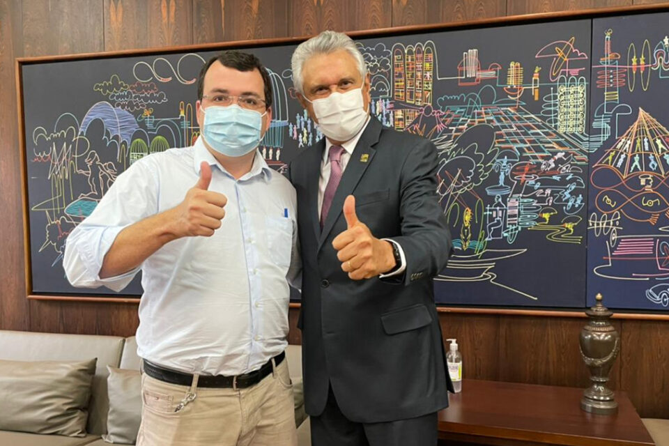 Eleição da AGM tem um democrata raiz e um ex-tucano no páreo