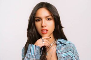 cantora olivia rodrigo 'Meus fãs brasileiros são apaixonantes', diz Olivia Rodrigo no Fantástico