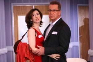 série 20 anos da série Viva reprisa episódios especiais de 'Os Normais' nos 20 anos da série