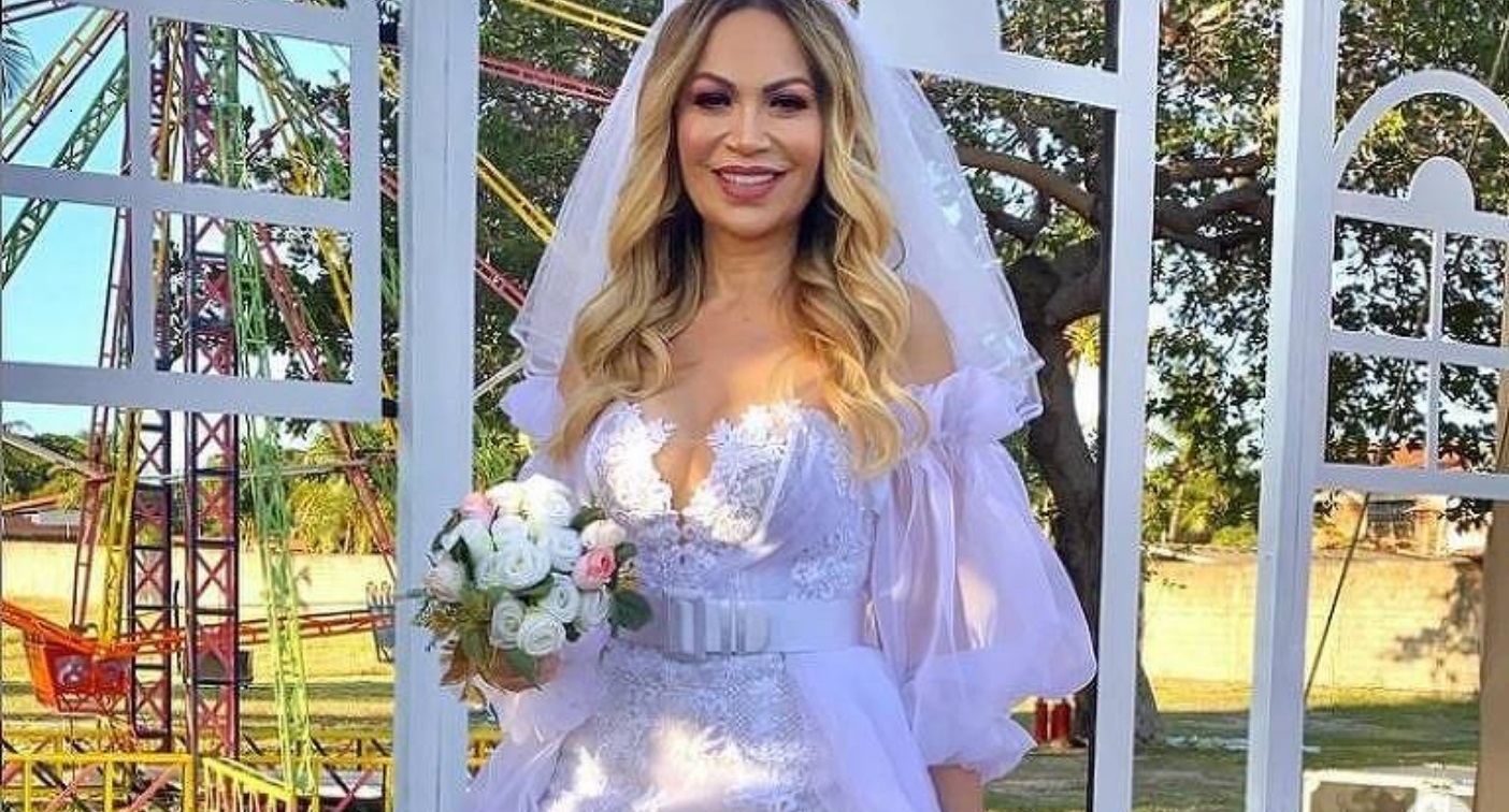 Solange Almeida fez casamento secreto e diz que antiga relação era fracassada