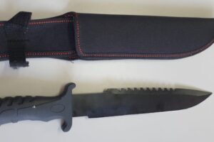 A Polícia Civil prendeu, nesta terça-feira (1), um suspeito de esfaquear o atual namorado da ex-esposa em Goiânia. A vítima foi - Preso suspeito de esfaquear atual da ex-esposa em Goiânia