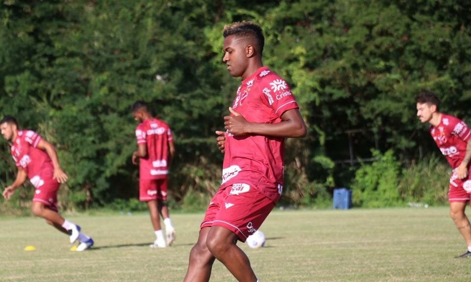 Kelvin treino Vila