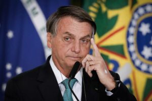 Entidades apresentam a Lira pedido de impeachment com 46 assinaturas