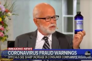 Um tribunal do Estado do Missouri, nos EUA, ordenou nesta quinta-feira (24) que o famoso pastor Jim Bakker e sua igreja paguem US$ 156.000 (o equivalente a cerca de R$ 765 mil reais) por divulgar e vender uma falsa cura para o coronavírus. - Pastor terá de pagar R$ 765 mil por divulgar falsa cura para covid nos EUA