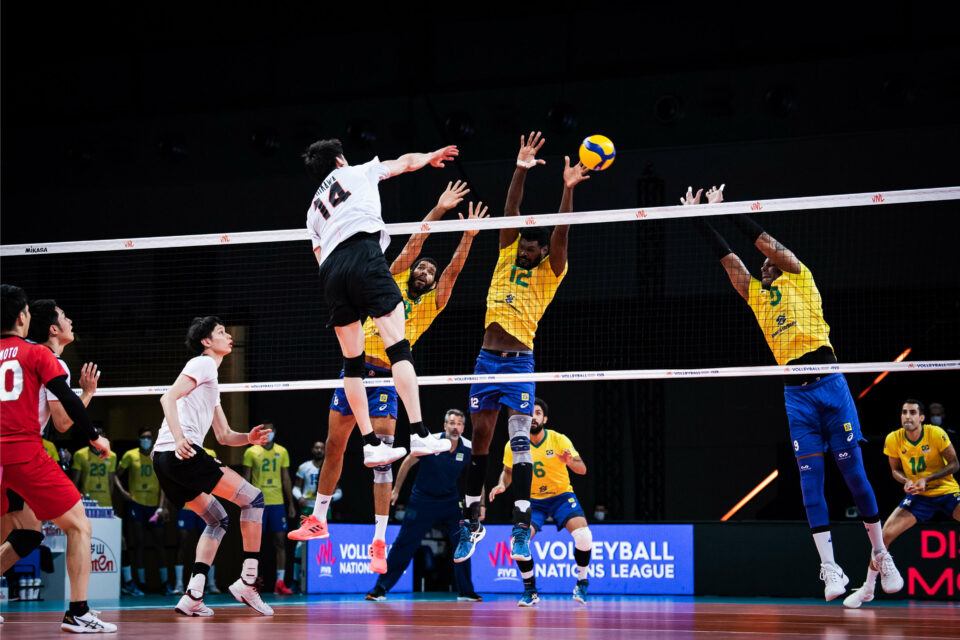 Brasil 3 x 0 Japão vôlei masculino