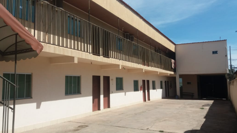 Hotéis faturam alto com movimentação na região de Cocalzinho, por causa da procura por Lázaro (Foto: Suemi Alves)