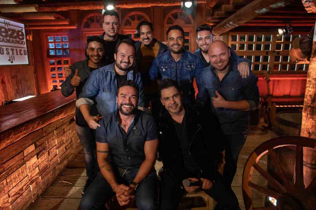 Zezé Di Camargo grava projeto solo em Goiânia