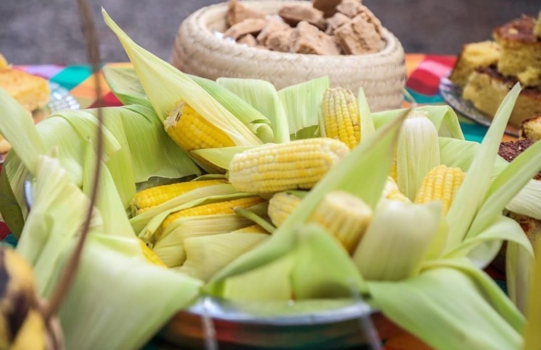 Café da manhã para moradores de rua de Anápolis feito pelo Centro Pop (Foto: divulgação)