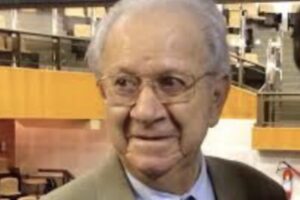 Médico cardiologista Anis Rassi, que morreu aos 91 anos vítima de parada cardiorespiratória (Foto: Redes sociais)