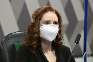 Microbiologista apresentou estudos que reforçam a ineficácia da cloroquina no tratamento da Covid-19