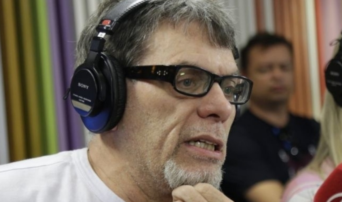 Queermuseu Adriana Varejão Roger, do Ultraje a Rigor, é condenado a pagar R$ 100 mil a artista