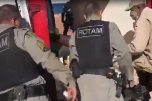 "Se entrar vai levar tiro na cara", teriam sido as últimas palavras de Lázaro