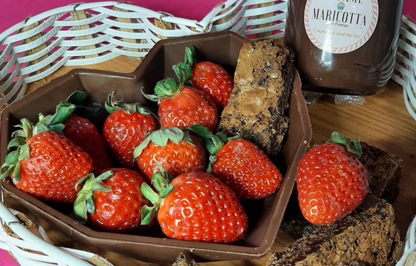 Confeitarias em Goiânia preparam kit para Dia dos Namorados