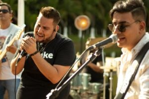 Dupla Matteus e Fernando é próxima atração do projeto Terça no Teatro