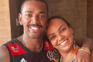 Roseli Viana Mãe de Nego do Borel é indiciada por agressão a criança de oito anos