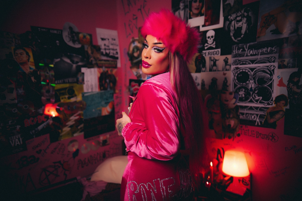 Gloria Groove busca retomar lugar no pop com Bonekinha e Lady Leste