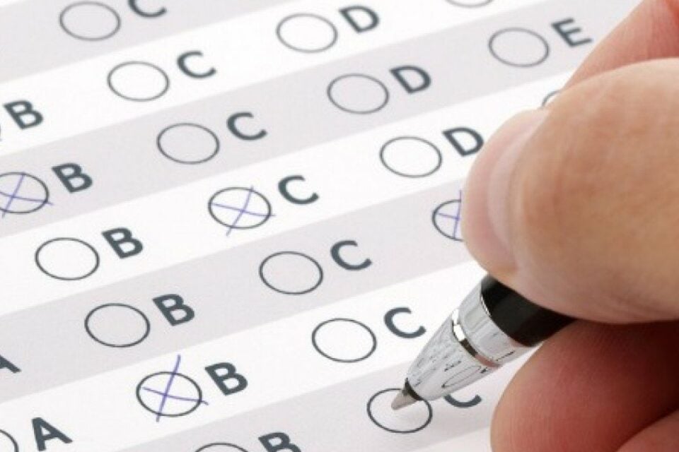 Concursos públicos oferecem pelo menos 24.668 vagas em todas as regiões do país. Em Goiás, há vagas no TJ e Conselho Regional de Odontologia Foto: IstoÉ/Reprodução