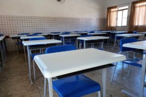 Pandemia faz aumentar número de alunos que podem abandonar estudos