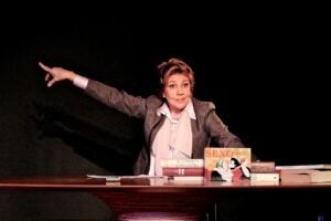 1ª Mostra de Teatro On-line APTI com Tania Bondezan