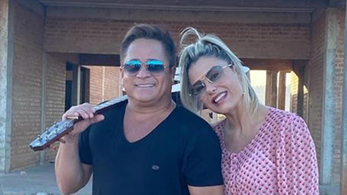 sertanejo cantor vulva Leonardo diz o que acha mais bonito em Poliana Rocha: 'A vulva'