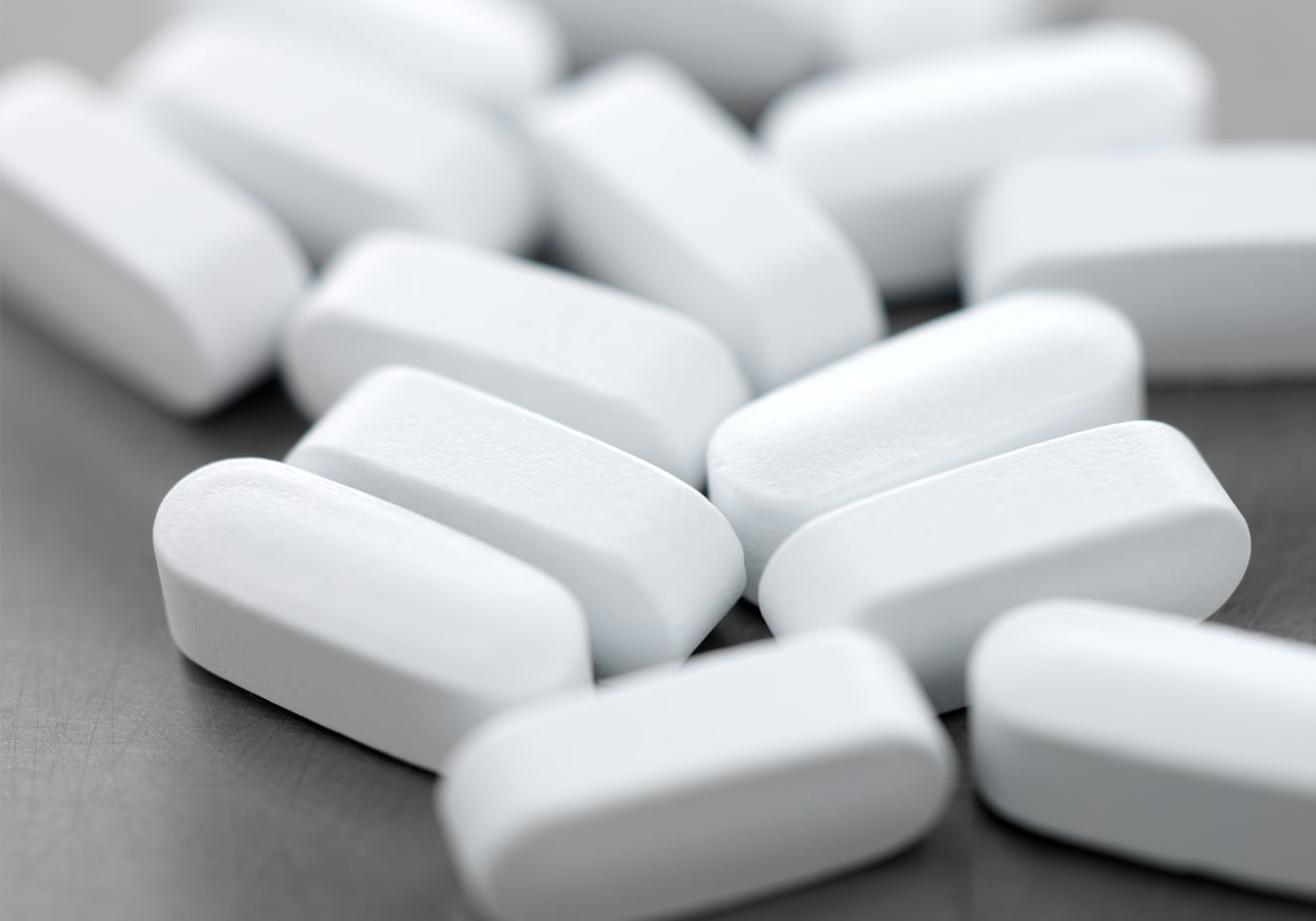 Medicamento desenvolvido pela Pfizer reduziu em 37% o risco de morte ou falência respiratória em pacientes internados com quadro moderado