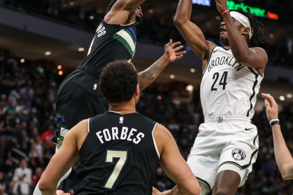 Milwaukee Bucks x Nets