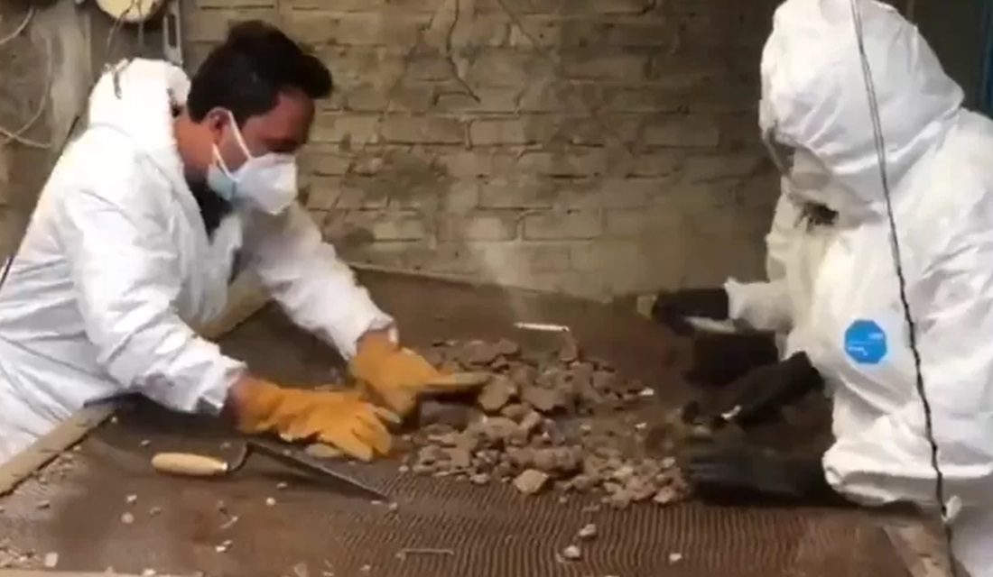 A polícia mexicana revelou ter encontrado 3.787 pedaços de ossos humanos, no sábado (12), durante escavações na casa de um homem acusado de ser um assassino em série. - Suspeito de canibalismo é preso com 3.787 pedaços de ossos sob sua casa, no México