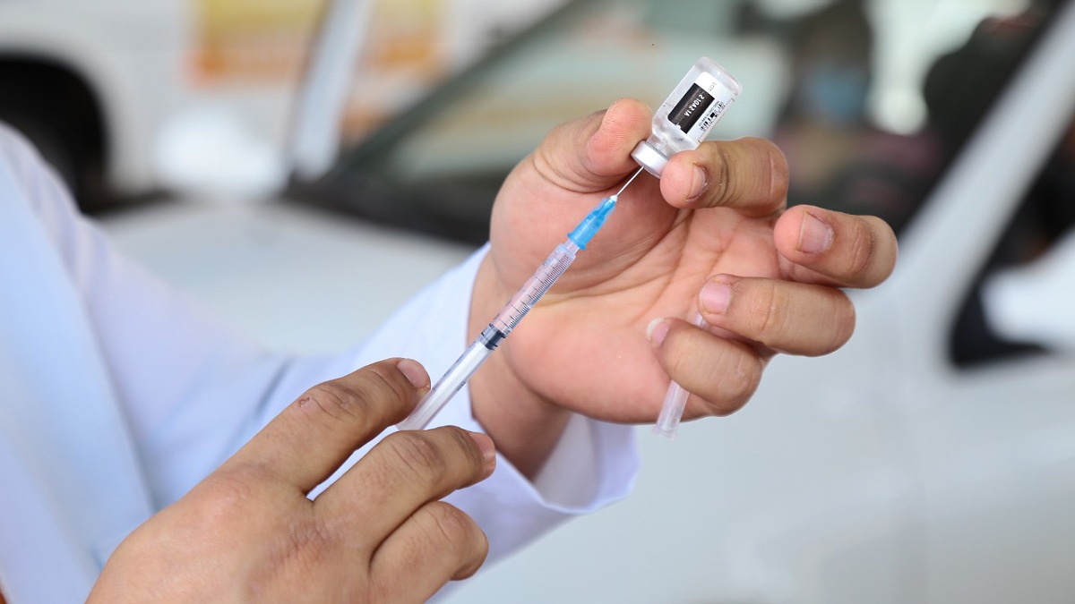Vacinação em Aparecida (Foto: Enio Medeiros/SecomAparecida)