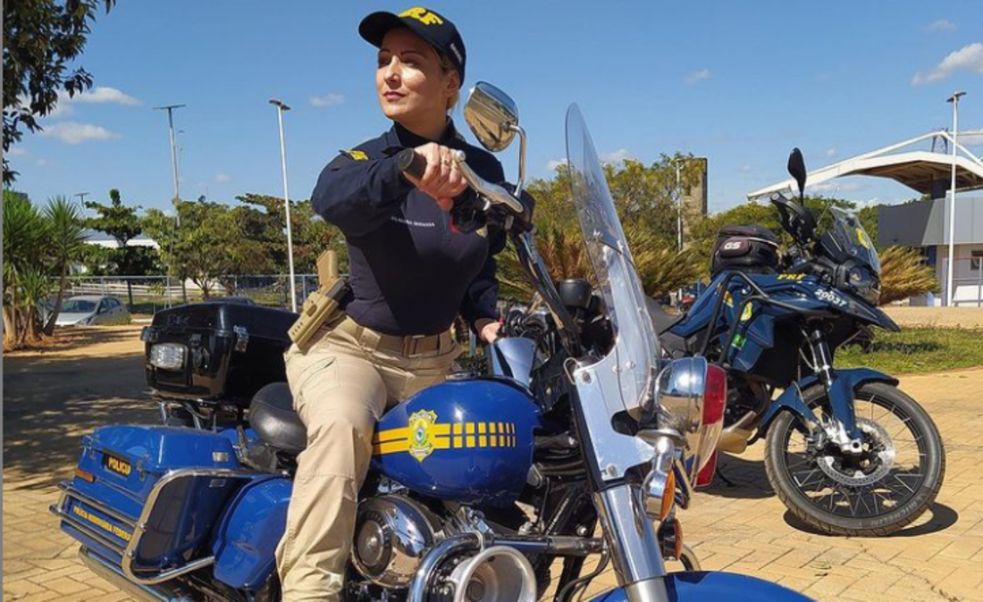 Ex-loira do Tchan fica fora do reencontro do grupo por ser policial rodoviária Silmara Miranda torno-se policial rodoviária federal em 2020