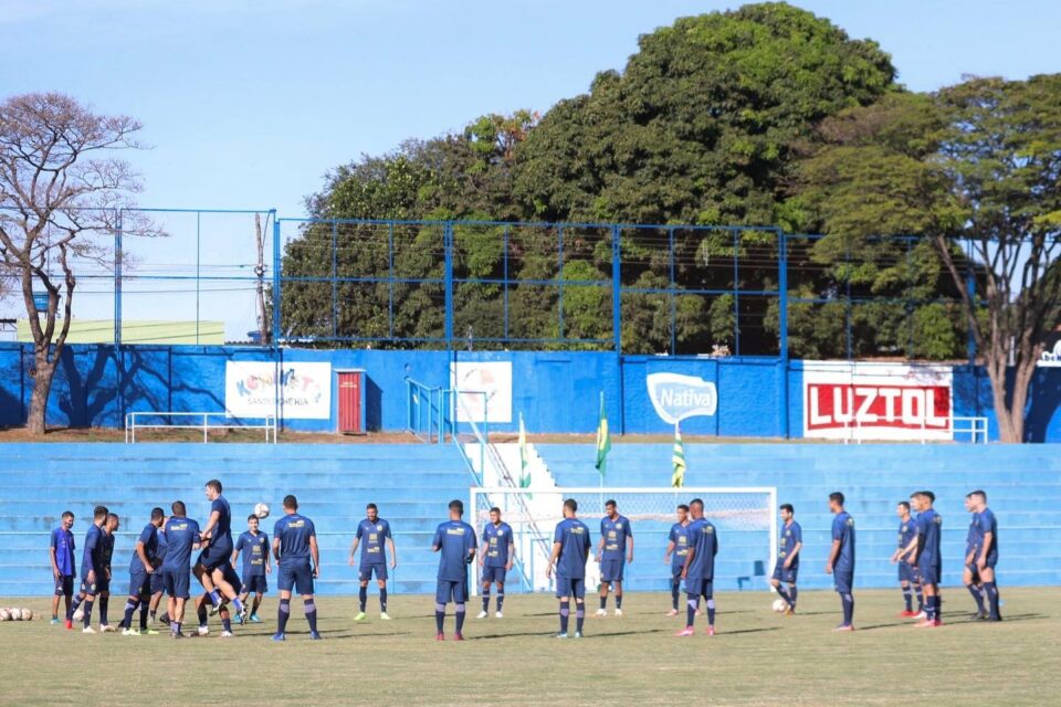 Aparecidense elenco