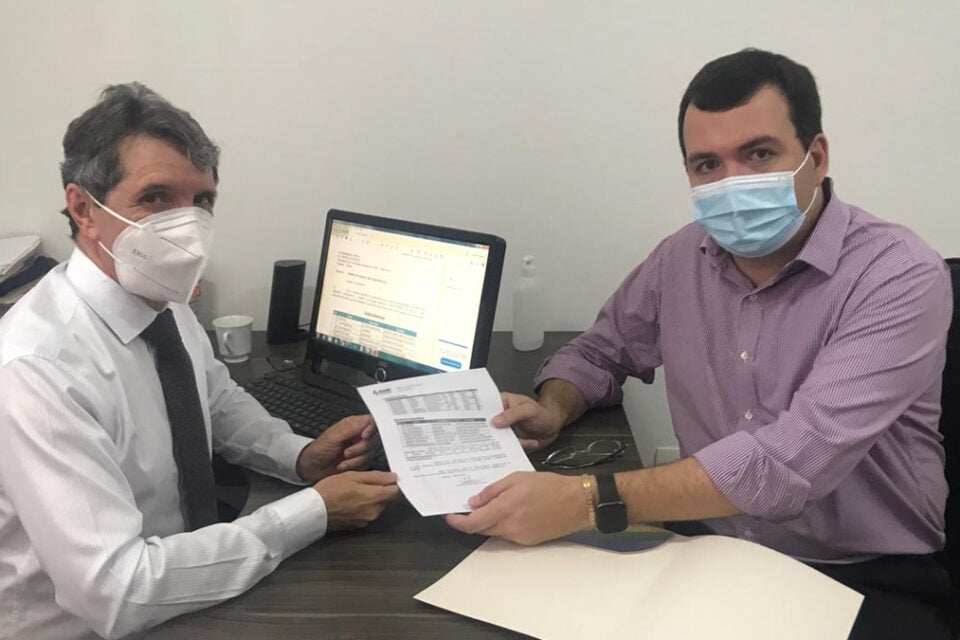 Prefeito de Gameleira, Wilson Tavares registra chapa para disputa da AGM
