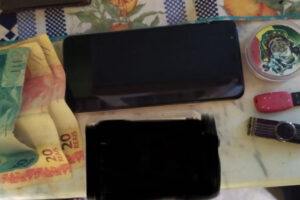 Durante operação contra tráfico de drogas, Polícia Civil prende três homens de forma preventiva na cidade de Uruaçu