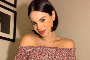 Sthefany Brito diz que evitava praia por causa de estrias no bumbum