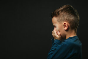 A Policia cumpriu um mandado de prisão preventiva contra um homem suspeito de estuprar um menino de 13 anos em festa familiar em Quirinopolis