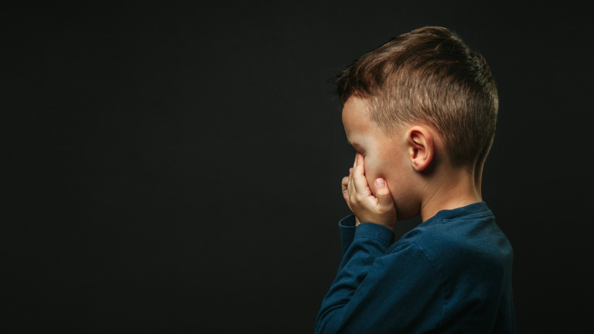 A Policia cumpriu um mandado de prisão preventiva contra um homem suspeito de estuprar um menino de 13 anos em festa familiar em Quirinopolis