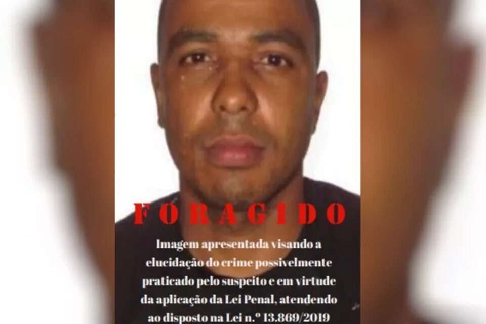 Polícia procura por suspeito de agredir a mulher a pauladas e a deixar seminua em frente a hospital