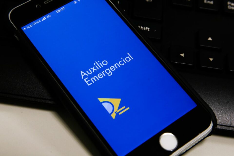 Beneficiários do Bolsa Família com NIS 8 também recebem hoje