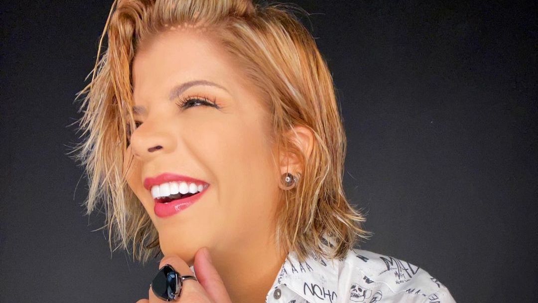 Cantora Paula Mattos revela que é casada com uma mulher há 9 anos