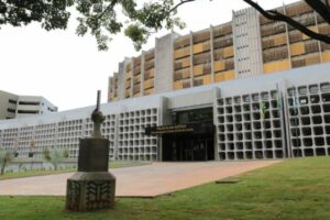 Tribunal julga processo administrativo de juiz suspeito de fraudar decisões de teste de paternidade na 4ª