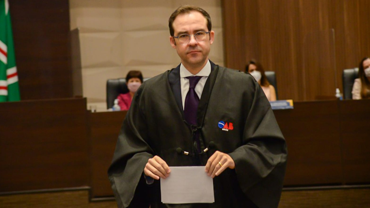 OAB-GO se manifesta publicamente contra agressões de advogado por PMs