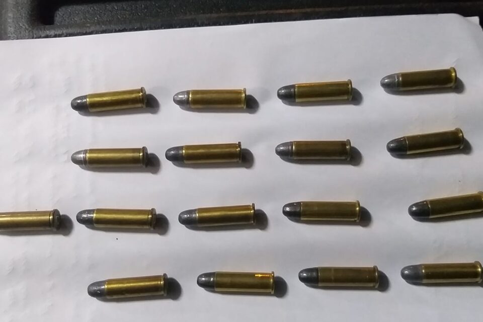 Preso suspeito de torturar irmã para descobrir quem é o pai do filho dela, em Abadia