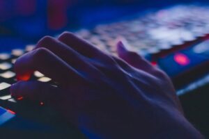 Preso suspeito de assediar 70 crianças se passando por menina na internet, no PI