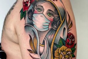 "A dor é uma forma que o corpo tem para se proteger", explica professora. Qual o lugar do corpo mais doloroso para fazer uma tatuagem?