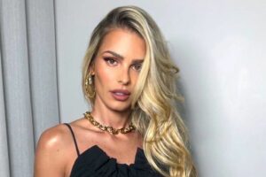 Yasmin Brunet entrou no BBB 24 vivendo affair secreto com goleiro Segundo Fábia Oliveira, um perfil no Instagram descobriu quem é o atleta