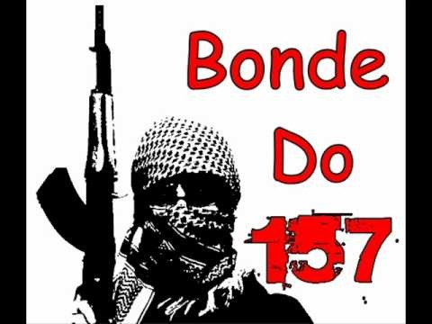 Em uma página pessoal dele, na Internet, há pelo menos duas imagens com alusões a crimes