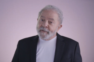 "Se eu ficar me criticando o que vai sobrar pros outros falarem?", diz Lula