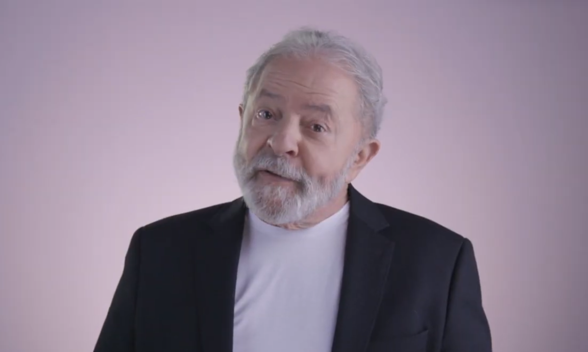 "Se eu ficar me criticando o que vai sobrar pros outros falarem?", diz Lula